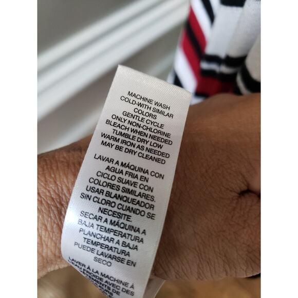 Women's Zenergy by Chico's Red & Black Striped Cowl Neck Long Sleeve Top Size L - Picture 10 of 11